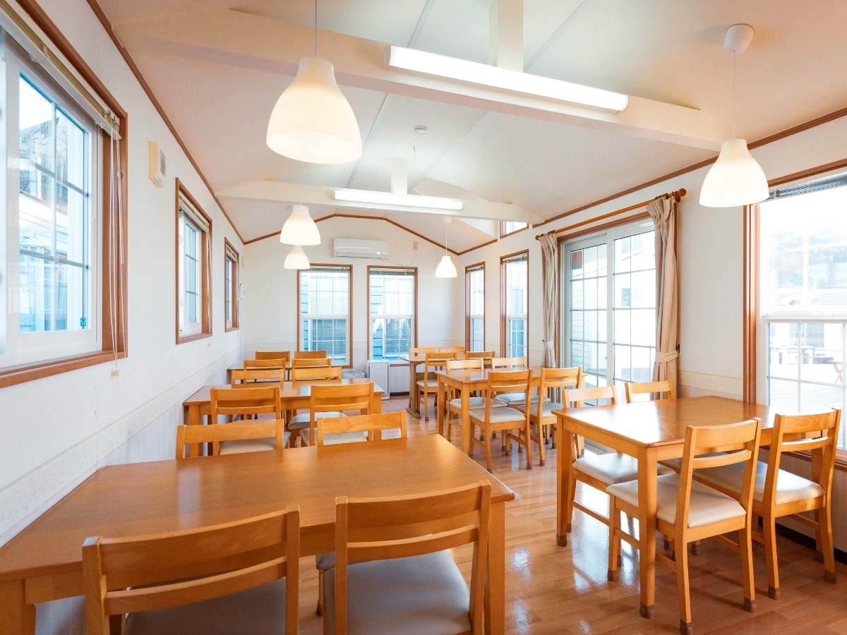 女川「ホテル・エルファロ」の食事棟内レストラン（お食事スペース）